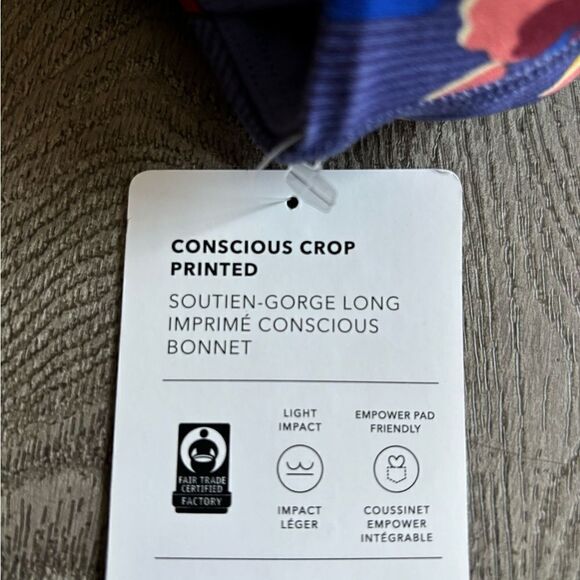 Athleta  woman’s sport  top NWT - Picture 4 of 6